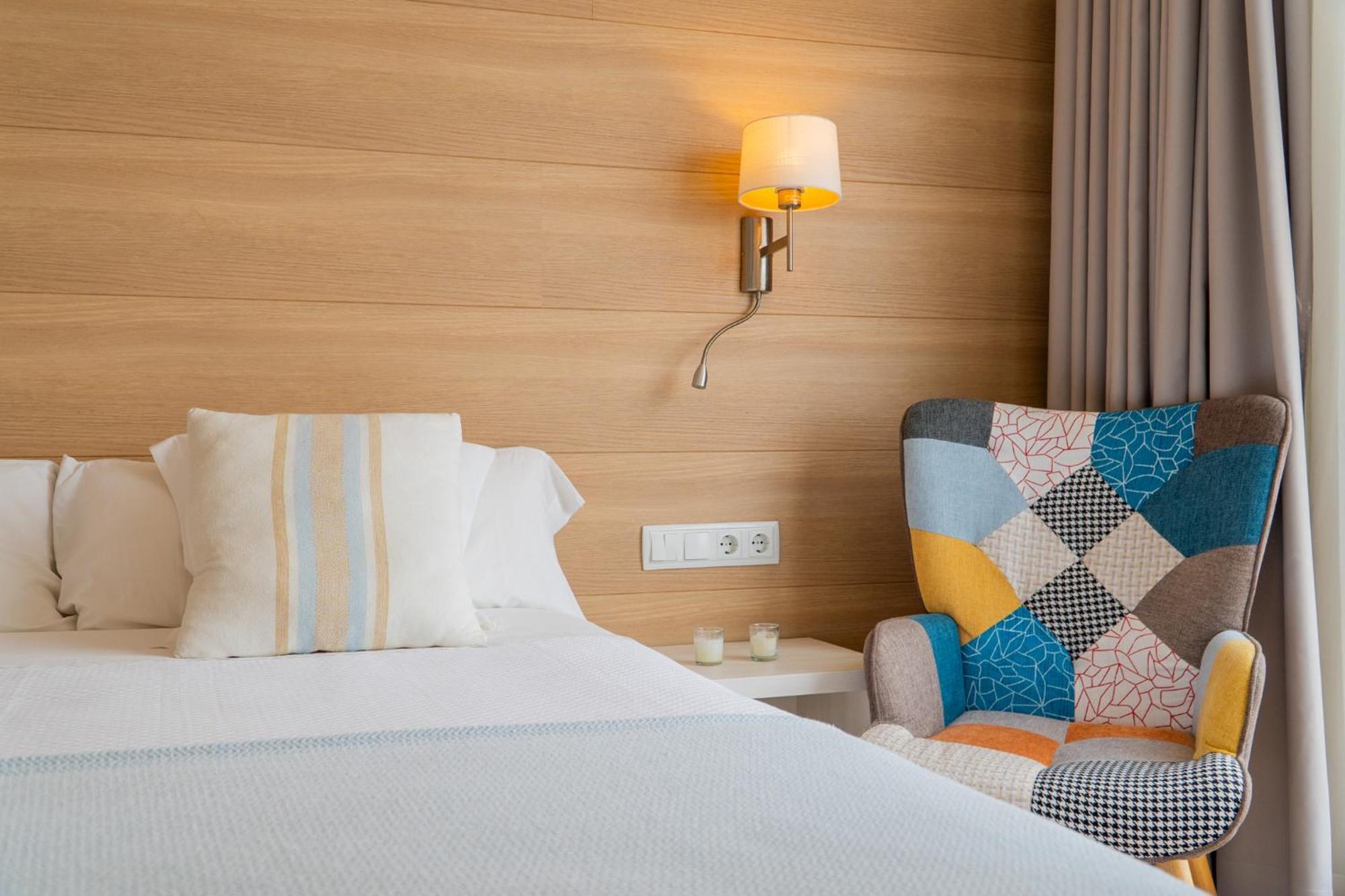 Hostal Menurka Ciutadella  Luaran gambar