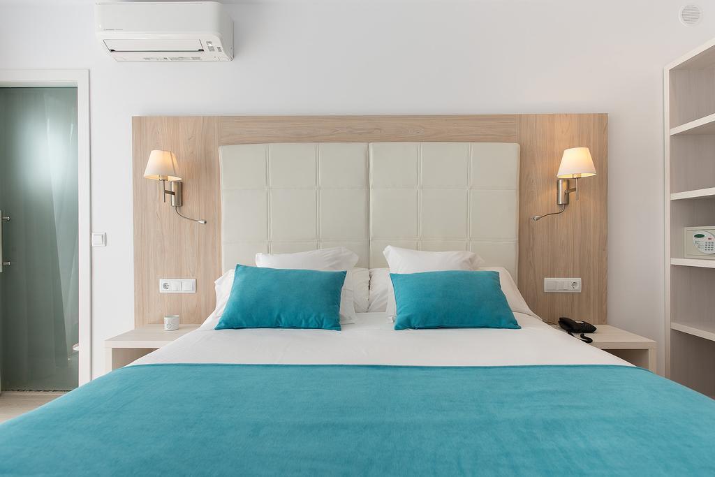 Hostal Menurka Ciutadella  Luaran gambar